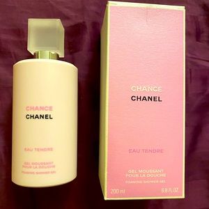 1 HR SALE CHANEL 200 ml 6.8 FL OZ foaming shower gel with box